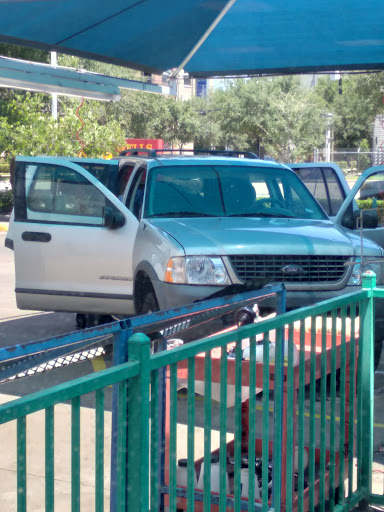 Car Wash «Car Spa Midtown», reviews and photos, 2801 Brazos St, Houston, TX 77006, USA