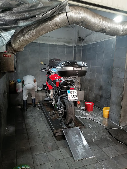 Moto Wash