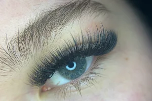 Lash Dollz VK image