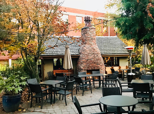 Hotel «McMenamins Anderson School», reviews and photos, 18607 Bothell Way NE, Bothell, WA 98011, USA