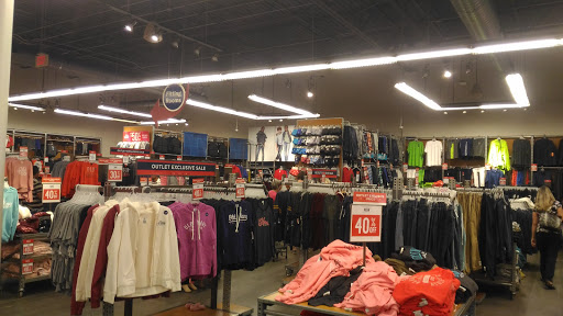 Clothing Store «Old Navy», reviews and photos, 15661 S Apopka Vineland Rd, Orlando, FL 32821, USA