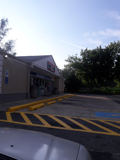 Convenience Store «7-Eleven», reviews and photos, 131 Trenton Rd, Browns Mills, NJ 08015, USA