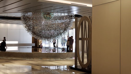 Electronics Store «Best Buy», reviews and photos, 875 N Michigan Ave, Chicago, IL 60611, USA