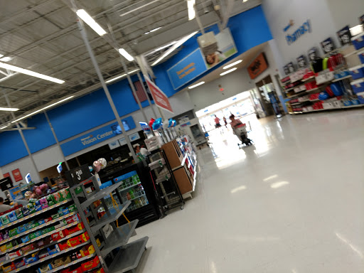 Discount Store «Walmart», reviews and photos, 750 Middle Country Rd, Middle Island, NY 11953, USA