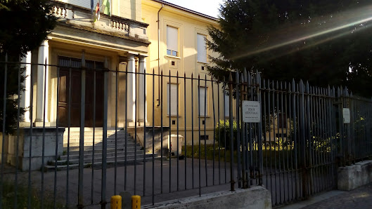 Liceo Galilei -Sezione Grattoni Via Don Giovanni Minzoni, 63, 27058 Voghera PV, Italia