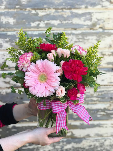 Florist «The Flower Girl», reviews and photos, 108 S 5th St, Middletown, IN 47356, USA