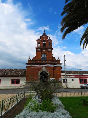 Opiniones de Iglesia de Imantag en San Miguel de Ibarra - Iglesia