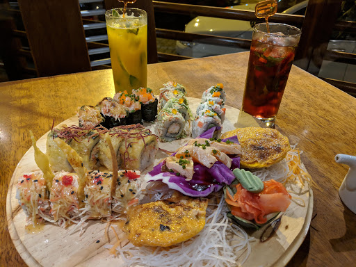 NOE sushi bar - Cumbayá