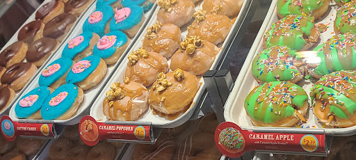 Bakery «Krispy Kreme Doughnuts», reviews and photos, 43835 Pacific Commons Blvd, Fremont, CA 94538, USA