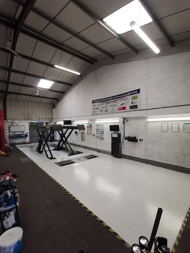 Reviews of V & A AutoFix Garage in Hereford - Auto repair shop