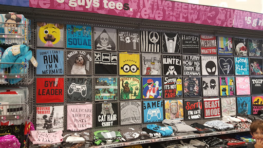 Variety Store «Five Below», reviews and photos, 1950 E Greyhound Pass #4, Carmel, IN 46033, USA