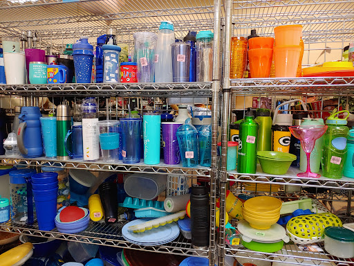 Thrift Store «Goodwill Store & Donation Center», reviews and photos, 1717 Clarence Ct, West Bend, WI 53095, USA