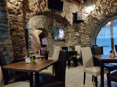Pivnita Boiereasca - Restaurant & Pizzerie - Strada Anastasie Panu 46, Iași 700019, Romania