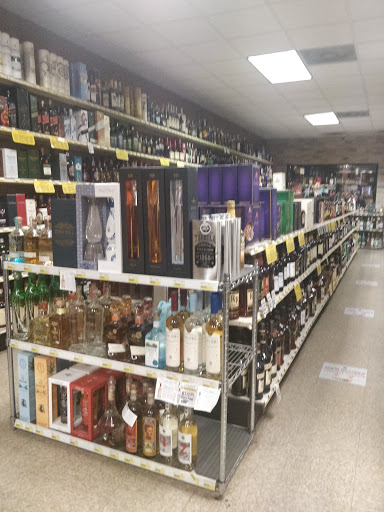 Liquor Store «Holiday Wine & Liquor», reviews and photos, 1912 N 10th St, McAllen, TX 78501, USA