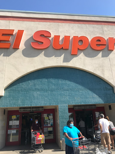 Grocery Store «El Super», reviews and photos, 9710 Woodman Ave, Pacoima, CA 91331, USA