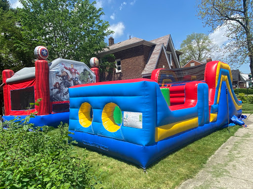 Bouncing in the sun inflatables