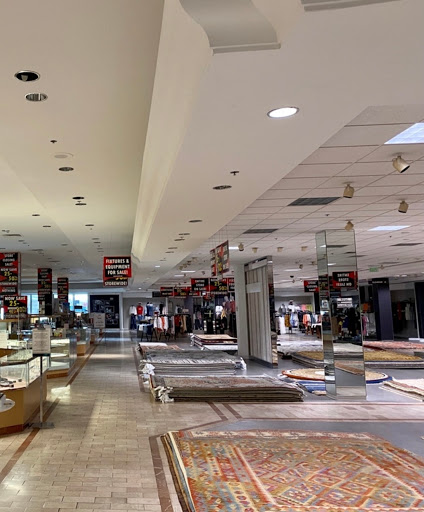 Department Store «Lord & Taylor», reviews and photos, 158 Walt Whitman Rd, Huntington Station, NY 11746, USA