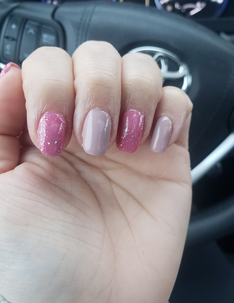Glo Nail Bar Columbia, MO 65203 Services and Reviews