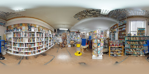 Comic Book Store «Bizarro-Wuxtry Comics, Toys, & Stuff», reviews and photos, 225 College Ave, Athens, GA 30601, USA