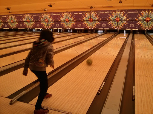 Bowling Alley «Sunset Station Strike Zone», reviews and photos, 1302 W Sunset Rd, Henderson, NV 89014, USA