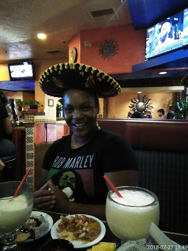 Shopping Mall «Evergreen Shopping Center», reviews and photos, 5015 Tacoma Mall Blvd, Tacoma, WA 98409, USA