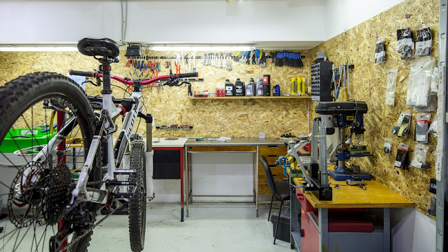 Opinii despre Ace of spanners bicycle service în <nil> - Magazin de biciclete