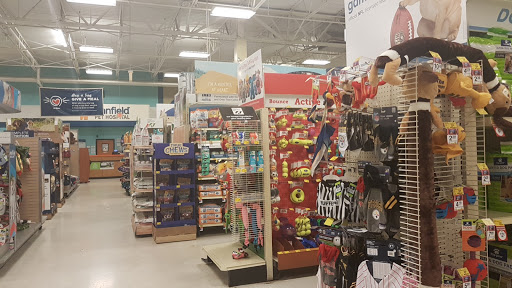 Pet Supply Store «PetSmart», reviews and photos, 2360 W Oregon Ave, Philadelphia, PA 19145, USA