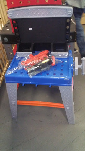 Thrift Store «Foothill Family Thrift Store», reviews and photos, 1250 W Foothill Blvd, Upland, CA 91786, USA