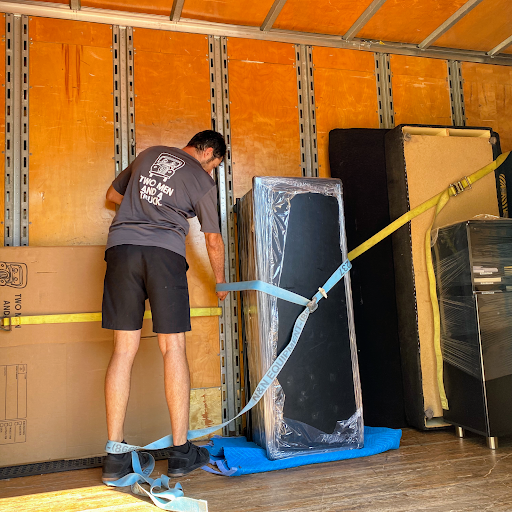 Moving and Storage Service «Two Men and a Truck», reviews and photos, 11952 Miramar Pkwy, Miramar, FL 33025, USA