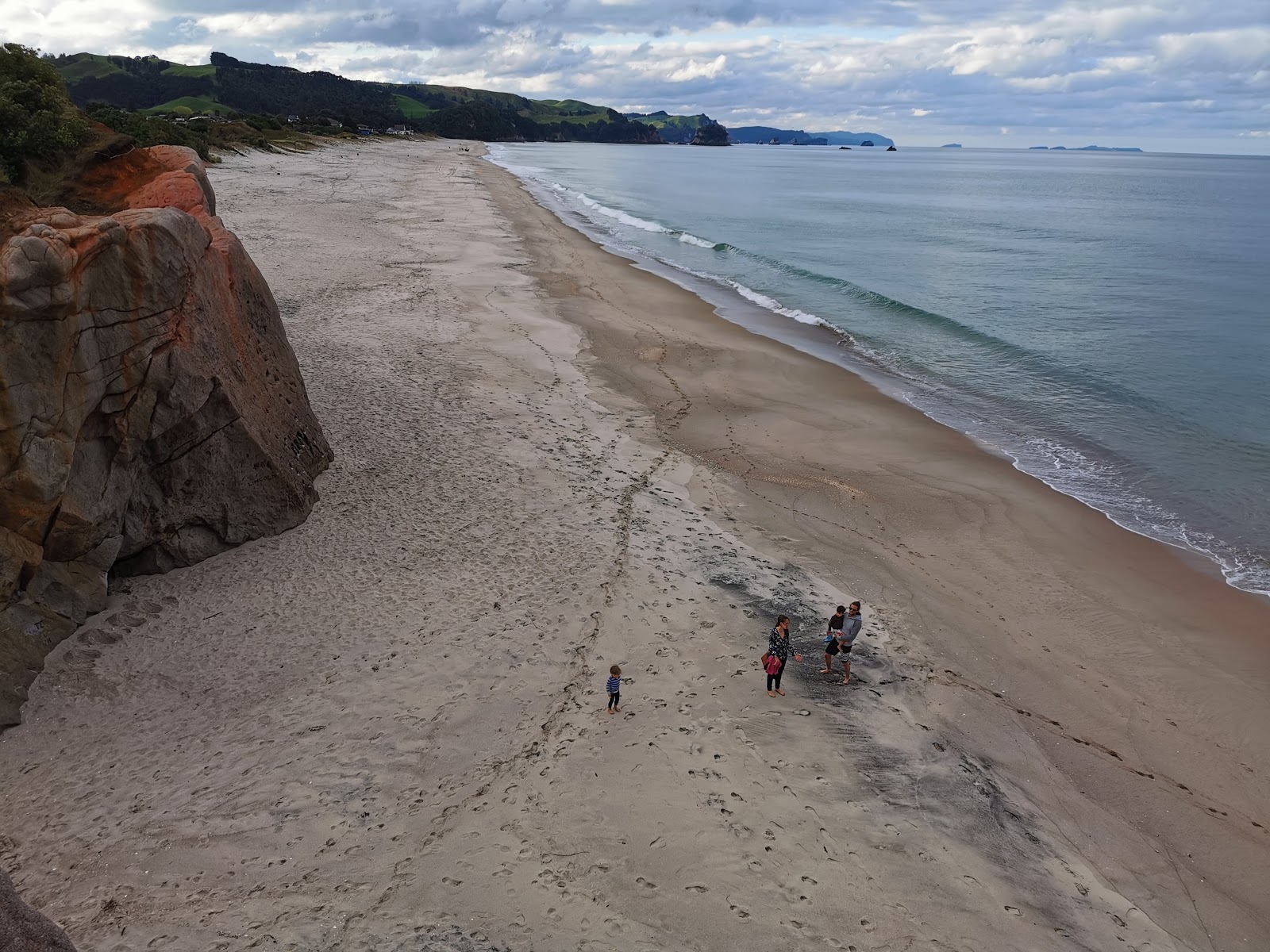 Photo de Whiritoa Beach et ses beaux paysages