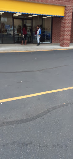 Thrift Store «Goodwill Turnberry Retail Store», reviews and photos, 12638 Jefferson Ave #30, Newport News, VA 23602, USA