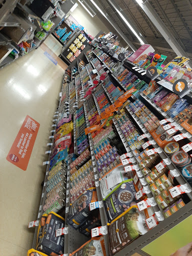 Pet Supply Store «Petco Animal Supplies», reviews and photos, 8500 Henry Ave #10, Philadelphia, PA 19128, USA