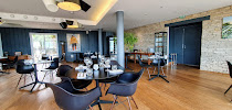 Atmosphère du Les Flots - Hôtel et Restaurant - Chatelaillon Plage - n°14