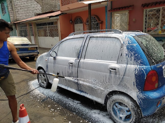 Opiniones de Autolavado "AUTOCLEAN" en Guayaquil - Servicio de lavado de coches