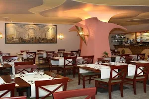 Restaurant Damas Mainz image