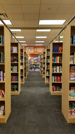 Used Book Store «2nd & Charles», reviews and photos, 17636 Garland Groh Blvd, Hagerstown, MD 21740, USA