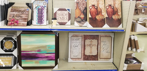 Clothing Store «Roses Department Store», reviews and photos, 50 Madison Square Dr, Madisonville, KY 42431, USA