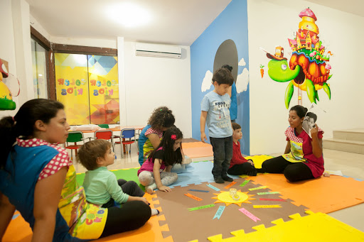 COLOR●KIDS Montessori