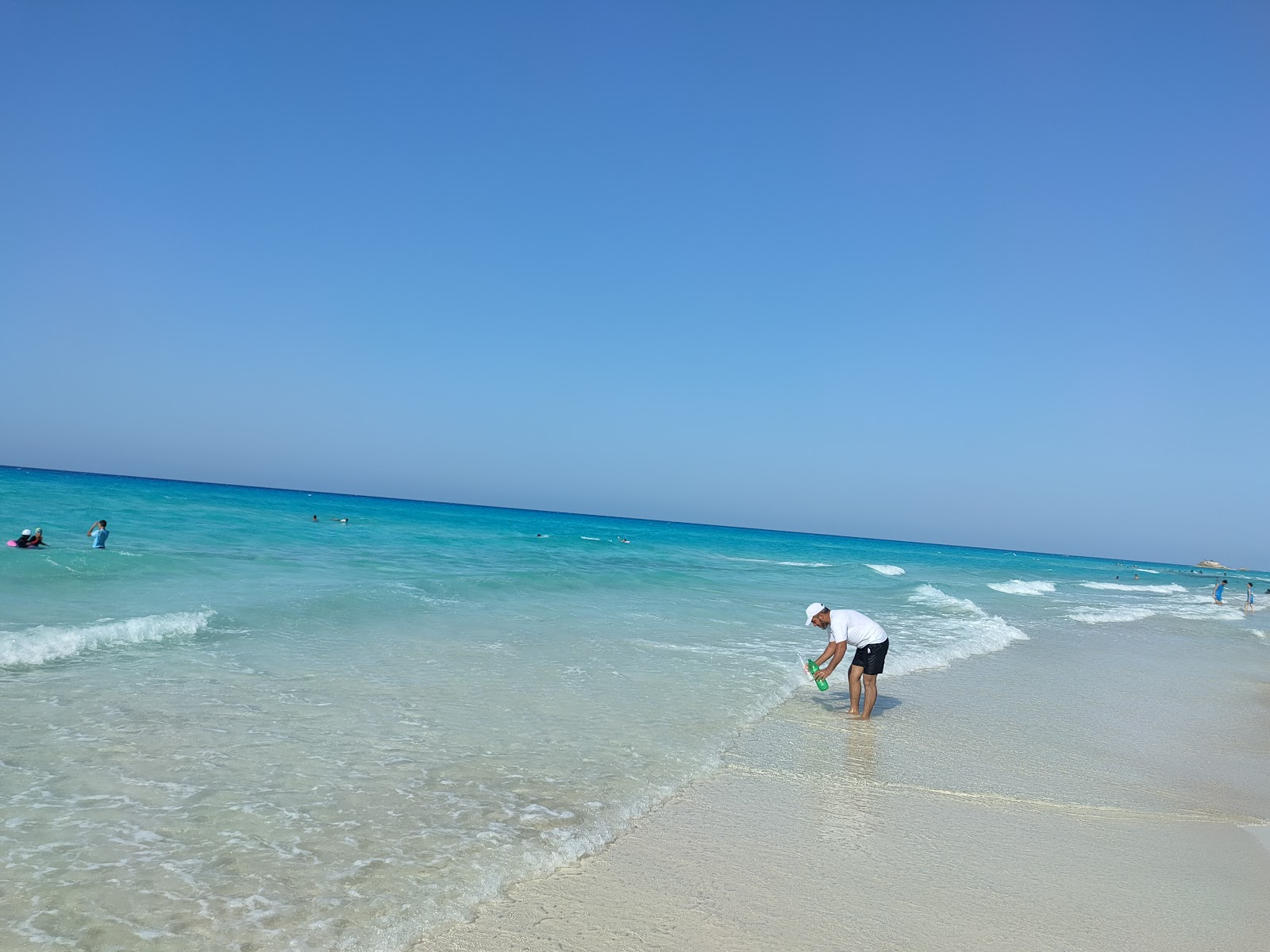 Umm al-Rakhm Beach photo #7