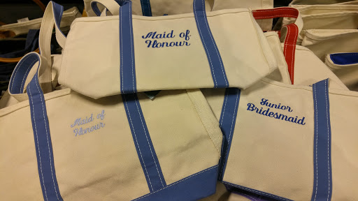 Clothing Store «L.L. Bean Outlet», reviews and photos, 31 Gusabel Ave, Nashua, NH 03063, USA