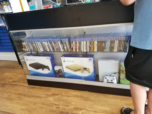 Video Game Store «World 8», reviews and photos, 1057 S Vermont Ave, Los Angeles, CA 90006, USA