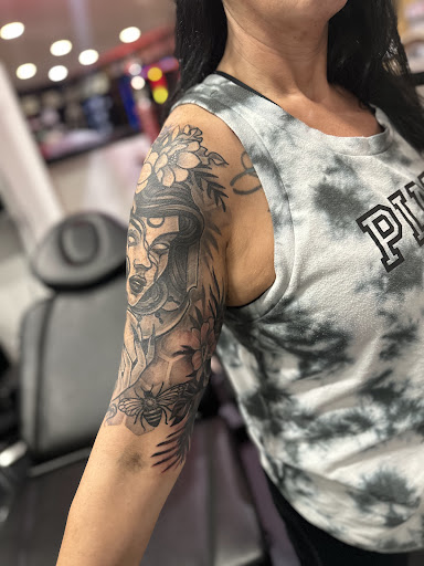 Explore la tattoo ideas, creative tattoo ideas in Nicholasville, available at Castle of Color