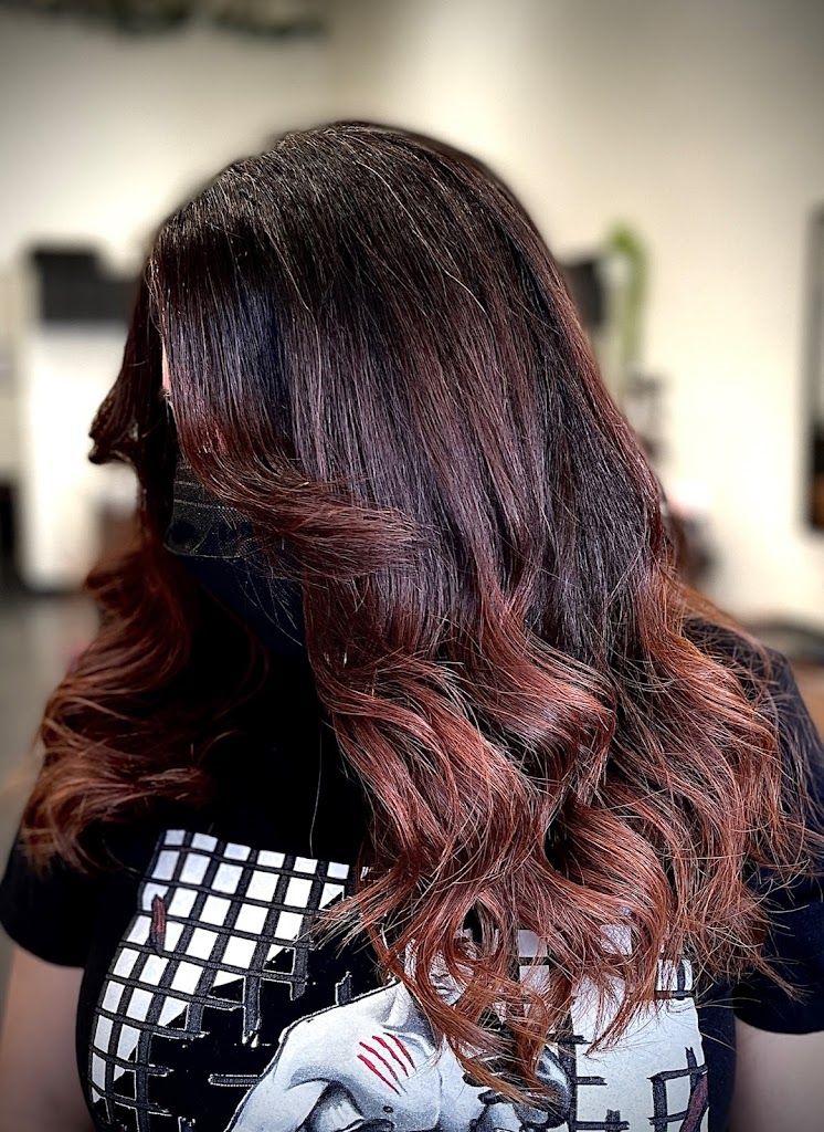 Bella Rose Salon 90250