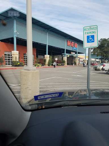 Grocery Store «H-E-B plus!», reviews and photos, 20935 US-281, San Antonio, TX 78258, USA