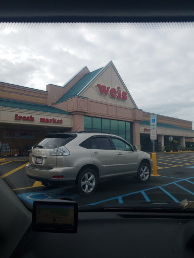 Weis Markets, 700 Chase 6 Blvd, Boonsboro, MD 21713, USA, 