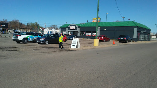 Liquor Store «Big Top Wines & Spirits», reviews and photos, 1574 University Ave W, St Paul, MN 55104, USA