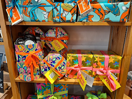 Cosmetics Store «Lush», reviews and photos, 60 31st Ave, San Mateo, CA 94403, USA