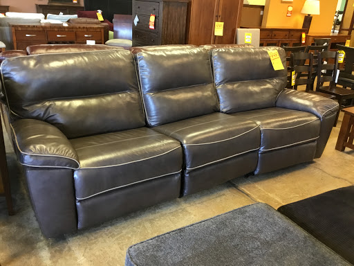 Furniture Store «Furniture Factory Outlet», reviews and photos, 1162 Gateway Loop, Springfield, OR 97477, USA