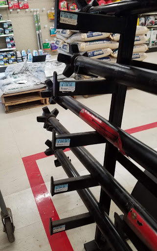 Home Improvement Store «Tractor Supply Co.», reviews and photos, 240 Cross Roads Plz, Mt Pleasant, PA 15666, USA