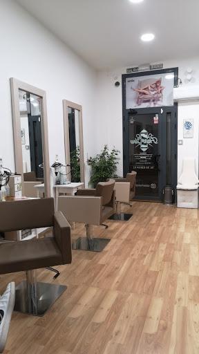 Hair Glow en Caldes de Montbui, Barcelona